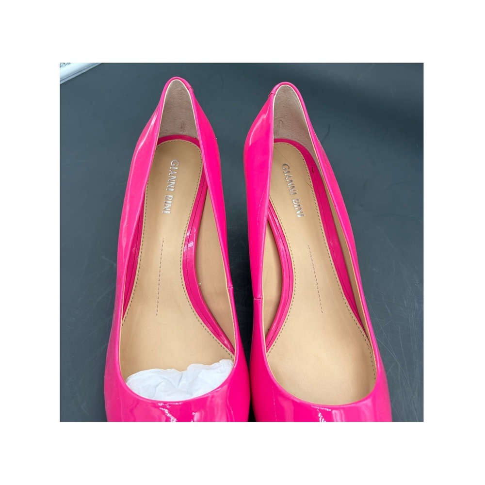 Gianni Bini Hot Pink Patent Leather Kitten Heel Pump 8.5M Pointed Toe Barbiecore - Picture 3 of 8